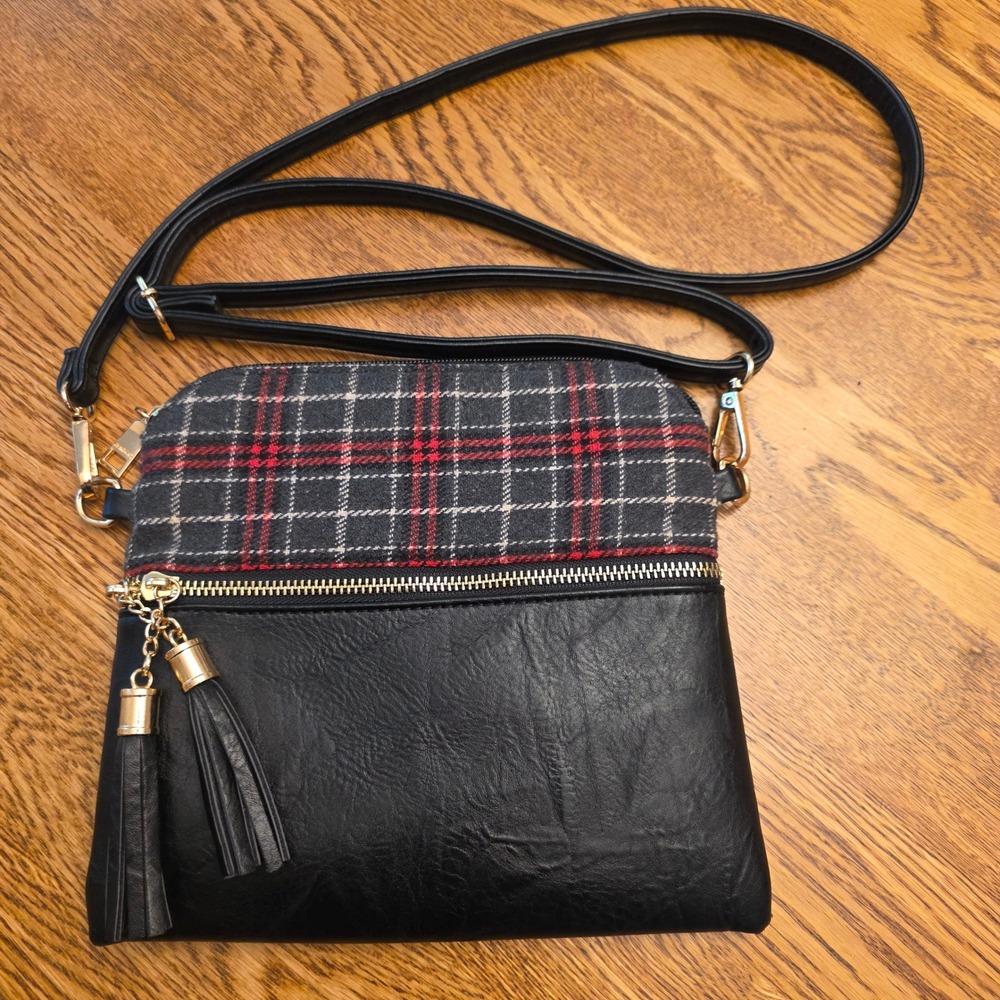 Jen & Co Black Vegan Leather Plaid Crossbody Bag Tassel Gold Hardware Grey Red